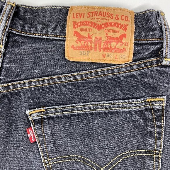 LEVI'S | Distressed Denim Cut-Off Shorts Black - Picture 5 of 8